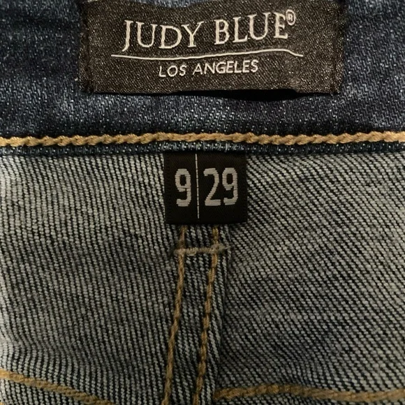 Judy Blue Jeans Womens 9 / 29 Boyfriend Fit Los Angeles Distressed Ripped Denim - Picture 5 of 13
